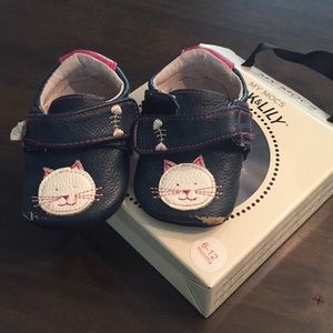Jack & Lily cat shoes, size 6-13 months